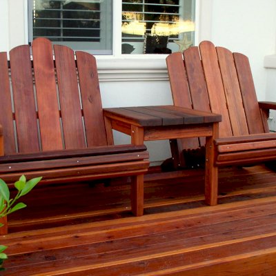Adirondack Vignette Settee (Options: Extra Wide, Old-Growth Redwood, Rounded Corners, No Umbrella Hole, Standard Seat Depth, No Cushion, No Ottoman, Transparent Premium Sealant)
