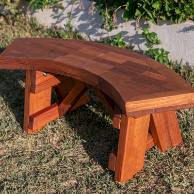 Custom Arc Picnic Bench (Options: Custom Parquet Tabletop, 3 ft, Mature Redwood, No Engraving, Transparent Premium Sealant). 