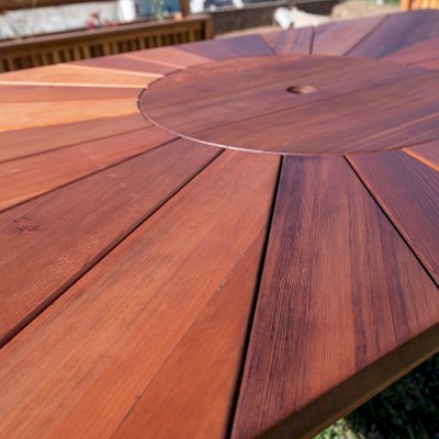Custom Design (Options: 8' L x 46" W, California Redwood [Central Section in Old-Growth Redwood], Squared Corners, with Umbrella Hole, Custom Tabletop).