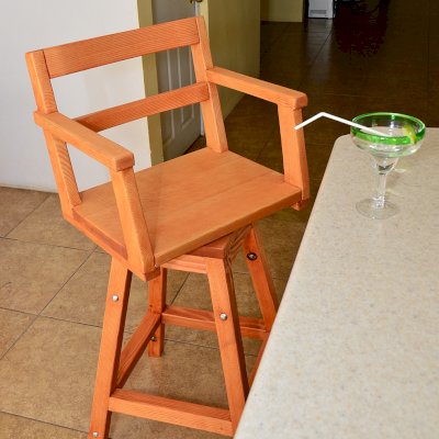 Captain's Redwood Bar Stool (Options: Douglas-fir, Swivel Seat, 31" H, No Cushion, Transparent Premium Sealant).