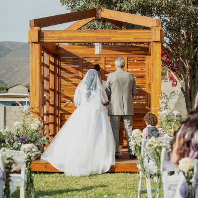 Catalina Island Pergola (Options: 8' x 8', Mosaic Redwood, 8' Post Height, Transparent Premium Sealant).