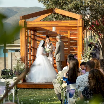 Catalina Island Pergola (Options: 8' x 8', Mosaic Redwood, 8' Post Height, Transparent Premium Sealant).
