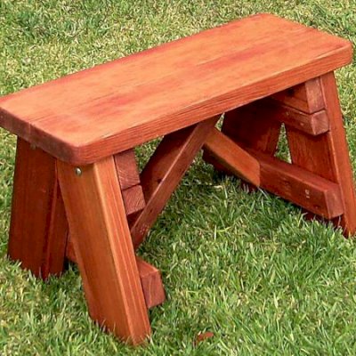Classic Wooden Picnic Bench (Options: 2 1/2 ft, 17 1/2 inches H,  Mature Redwood, Slightly Rounded Corner, No Engraving, Transparent Premium Sealant).