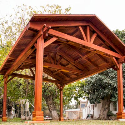 Del Norte Outdoor Kitchen Pavilion (Options: 16' L x 14' W, Mosaic Redwood, 4-Post Kit for High-Wind, No Ceiling Fan Base, No Electrical Wiring Trim Kit, No Post Decorative Trims, Transparent Premium Sealant). 