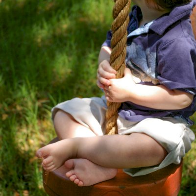 Disk Swing Seats (Options: Kid's 12-inch Diameter, Mature Redwood, 1" Diameter Hole for Rope, Transparent Premium Sealant)