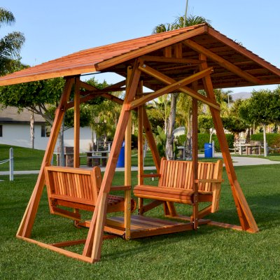 Dustin's Face to Face Gliders (Options: California Redwood, XXW Roof, Without Beverage Armrest, No Kid's Platform, No Engraving, Transparent Premium Sealant).