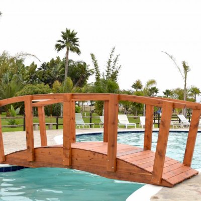 Custom Forever Foot Bridge (Options: 12' L, Mature Redwood, Transparent Premium Sealant).