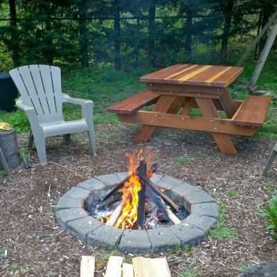 Forever Picnic Tables (Attached Benches) (Options: 5' L, 34 1/2" W, Attached Side Benches, California Redwood, Standard Tabletop, Slightly Rounded Corners, No Umbrella Hole, Transparent Premium Sealant). Photo Courtesy of L. Ben-Gan of Redmond WA.