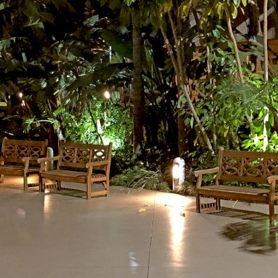 Hennell Wooden Garden Bench (Options: 5 ft, California Redwood, No Cushion, No Engraving, Transparent Premium Sealant). Photo Courtesy of Knott's Berry Farm in Buena Park, CA. You can see these benches in the courtyard of the Knott's hotel in Buena Park.