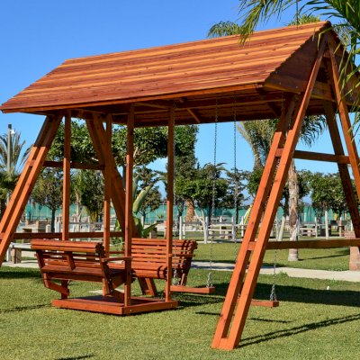 Jean's Ultimate Swing Sets (Options: Mature Redwood, San Anthony Glider with 2 Standard Swing Seats, Standard Roof, No Kid's Platform/Side Table, No, Engraving, Transparent Premium Sealant)