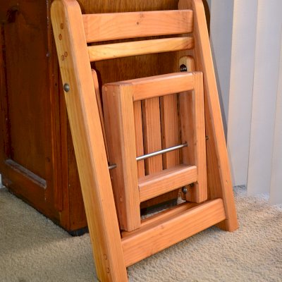 Kid's Wooden Folding Chair (Options: California Redwood, No Cushions, Transparent Premium Sealant).