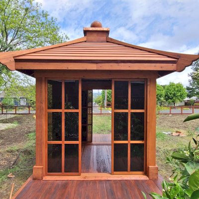 Kikue's Tea House (Options: 8 ft L x 8 ft W, 7' Wall Height, Shiplap Roof, Mature Redwood, No Electrical Wiring Trim, No Deck [Installed on Existing Deck], Transparent Premium Sealant). Photo Courtesy of C. Szumski of Sonoma, CA.