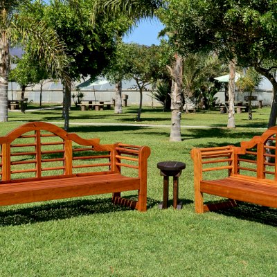 Lutyens Wooden Benches (Options: 4 ft and 6 ft, California Redwood, No Cushion, No Engraving, Transparent Premium Sealant) and Mini Round Side Table.