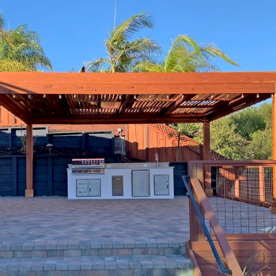 Modern Louvered Garden Pergola (Options: 20' L x 18' W, 8'' x 8'' Posts, with Fascia, Mobile Louvers, California Redwood, 9.5 ft H, Electrical Wiring Trim for 2 Posts, No Curtain Rods, 4 Post Anchor Kit for Concrete, No Post Decorative Trims, No Ceiling Fan Base, Transparent Premium Sealant). Photo Courtesy of D. Parker of San Carlos, California.