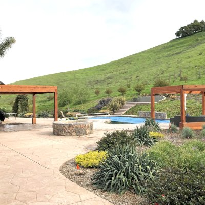 Modern Louvered Garden Pergola (Options: 20' L x 15' W, 8'' x 8'' Posts, Mobile Louvers, Mature Redwood, 9.5 ft H, 1 Electrical Wiring Trim, 4-Post Anchor Kit for High-Wind, No post decorative trims, 1 Ceiling Fan Base, Transparent Premium Sealant) & Custom Pergola. Photo Courtesy of D. Ruprecht of Hollister, CA.