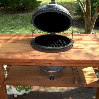 Outdoor Table With Built In Grill (Options: 6' L, 34 1/2" W, Douglas-fir, No Extra Shelf, 32" H, Grill support Shelf Height 10" Inches, Squared Corners, 16" Inches Grill Opening , Transparent Premium Sealant). Legs recessed by custom request.