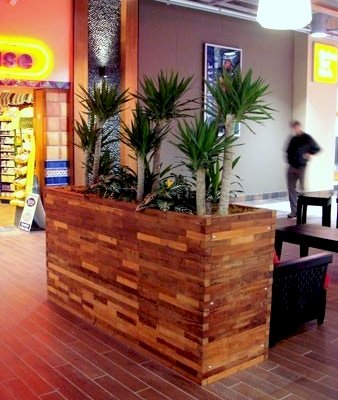 Parquet Planters (Options: 96in L x 24in W x 42in H, Mature & Old-Growth Redwood, Parquet Corners, Feet, No Trellis, Interior and Exterior of Box with Sealant (No Growing Vegetables), Transparent Premium Sealant).