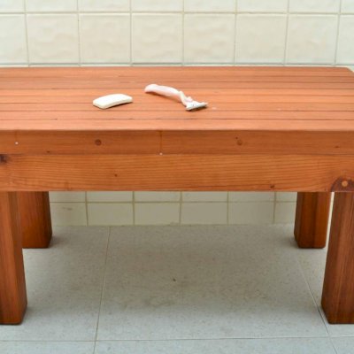 Patio Wood Shower Bench (Options: 2 1/2 ft x 15 1/2" H x 16" W, Mature Redwood, Transparent Premium Sealant).