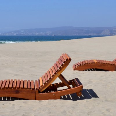 Penny Wooden Sun Loungers (Options: Single, Redwood, Snack Trays on Right Side, 13" H, Wheels, No Cushion,Transparent Premium Sealant).