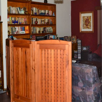 Privacy Screen (Options: 3-Panel, 4' H, Mature Redwood, No View Window Opening, 3/8" Openings, No Boots, Transparent Premium Sealant). 