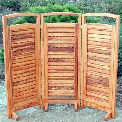 Privacy Screen (Options: 3 Panels, 6' H, Douglas-fir, 5" H Window Opening, 3/8" Openings, 18" Boots, Transparent Premium Sealant).
