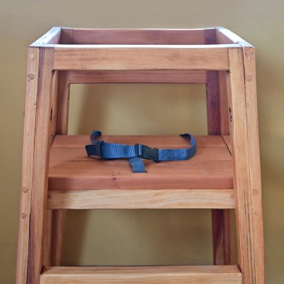 Redwood Restaurant High Chair (Options: California Redwood, 28 inches Tall, No Cushion, Transparent Premium Sealant).