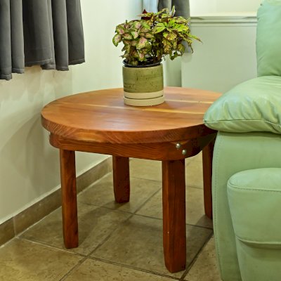 Round Solid Wood Side Table (Options: 28 3/4" Size, California Redwood, Rounded Apron, 20"H, Seamless Tabletop by Custom Request, Transparent Premium Sealant).