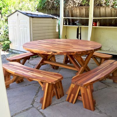 Round Wood Picnic Table with Wheels (Options: 5' Diameter, Unattached Benches, Mosaic Reclaim Wood, Round Picnic Benches, Standard Tabletop, No Lazy Susan, No Umbrella Hole, Transparent Premium Sealant). Photo Courtesy of A. McChesney-Young of Berkeley, California.