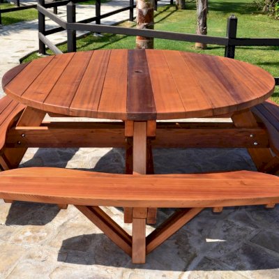 Round Wooden Picnic Tables (Attached Benches) (Options: 6' Diameter, Attached Benches, Old-Growth Redwood, Standard Tabletop, No Lazy Susan, Umbrella Hole, Transparent Premium Sealant).