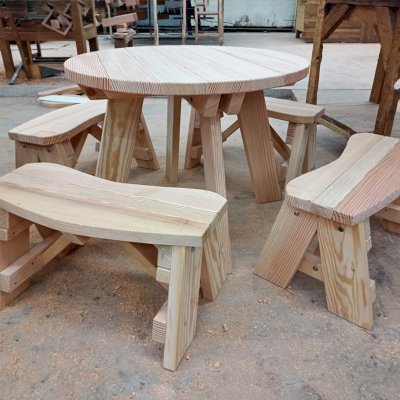 Round Wooden Picnic Table (Detached Benches) in Production (Options: 3 1/2' Diameter, Unattached Benches, Douglas-fir, Round Picnic Bench, Standard Tabletop)