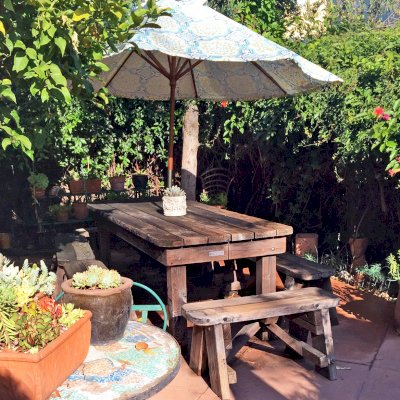 San Francisco Redwood Patio Table. Photo Courtesy of Lisa Hanauer. This photo shows a well used table that was 10 years old when these photos were taken.