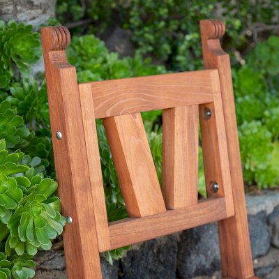 Segovia Chair (Options: No Arms, Mature Redwood, No Cushion, Transparent Premium Sealant).