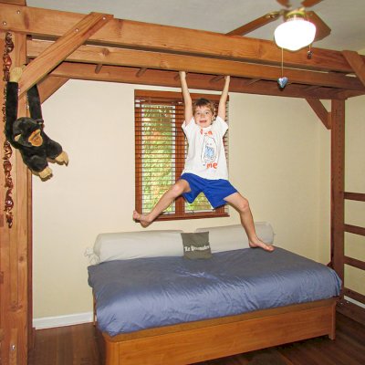 Custom Sheldon's Monkey Bars (Options: Custom size 120" L x 91 1/2" H, Mature Redwood, 3/4-inch Diameter Rungs Spaced 12 inches Apart, Standard Step Option, Transparent Premium Sealant). Shows Original design of Monkey Bar that was discontinued in 2018 - if you prefer this old design, let us know). Photo Courtesy of Monica Botimer of Palo Alto, CA. 