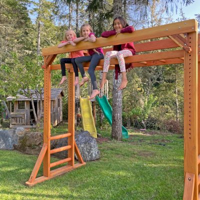 Sheldon's Monkey Bars (Options: 8 ft H, 9 ft L, Mosaic Douglas, Round Step Option, Transparent Premium Sealant). Photo Courtesy of D. Sund-Caldwell  of Crescent City, CA.