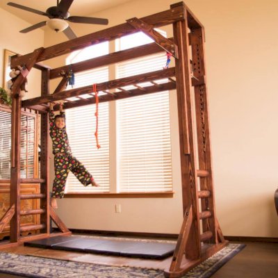 Custom Sheldon's Monkey Bars (Options: 8 ft H, 96.5ft L, Douglas-fir, 3/4-inch Diameter Rungs Spaced 8 inches Apart, Round Step Option, Coffee-Stain Premium Sealant). Shows Original design of Monkey Bar that was discontinued in 2018 - if you prefer this old design, let us know).