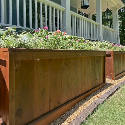 Sonoma Planters (Options: 60" L, 18" W x 24" H, Mature Redwood, No Seating Ledge, No feet, No Trellis, Interior and Exterior of Box with Sealant (No Growing Vegetables), Transparent Premium Sealant).