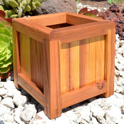 Sonoma Planters [CUSTOM] (Options: 12" L, 12" W x 12" H, California Redwood, 1-inch Feet, No Trellis, No Seating Ledge, Interior and Exterior of Box with Sealant (No Growing Vegetables), Transparent Premium Sealant).