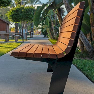 Boomerang Bench (Options: 5ft L, Douglas, No Engraving, Transparent Premium Sealant).