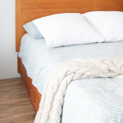 Chest Beds (Options: Queen Size, Douglas-fir, Seamless Headboard, Sets of Drawers on Both Sides, Transparent Premium Sealant). 