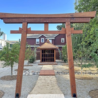 Forever Redwood Torii Gate (Options: Mature Redwood, Custom High Wind Anchors, Zinc Bolts, Transparent Premium Sealant).