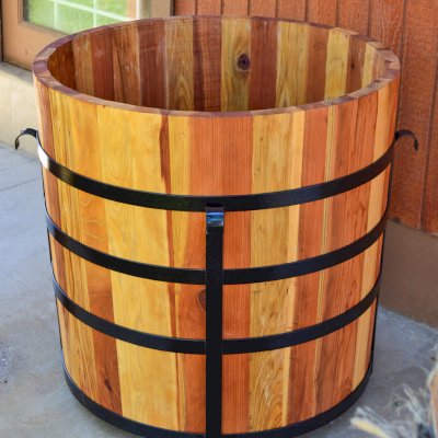 The Half Barrel Planters (Options: California Redwood, Interior and Exterior of Box with Sealant [No Growing Vegetables], Transparent Premium Sealant). 