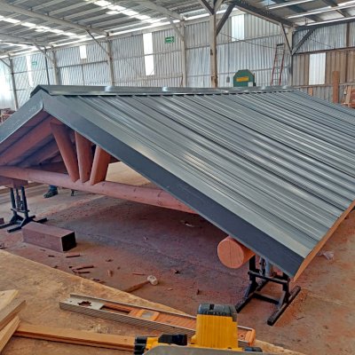 Humboldt Log Pavilion (Options: 20ft L x 14ft W, with Metal Roof, Mature Redwood).