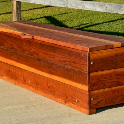 Laurel Storage Bench (Options: 48" L x 20" W x 20" H, Redwood, No Piston, Standard Seat, with Feet, Transparent Premium Sealant).
