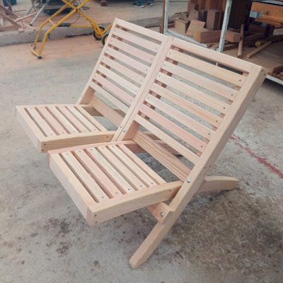 Portable Beach Chairs in Production (Option: Douglas-fir).