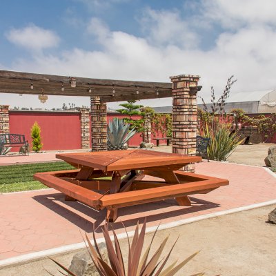 Sea Ranch Picnic Table  (options: 6ft x 6ft tabletop size, California Redwood, Slightly Rounded Corners (1/2-in radius), Transparent Premium Sealant).