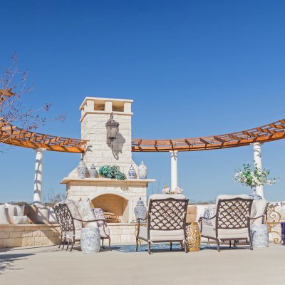 Sky Arbor (Options: 8ft L, 3ft W , No Privacy Panels, Douglas-Fir, No Electrical Wiring Trim Kit, 3-Post Anchor Kit for Concrete, Transparent Premium Sealant). Photo shows 2 structures, same dimensions.