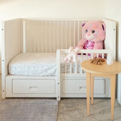 Custom Skyrah Infinity Crib (Options: Mosaic-Douglas, with Bottom Drawers, White Primer).