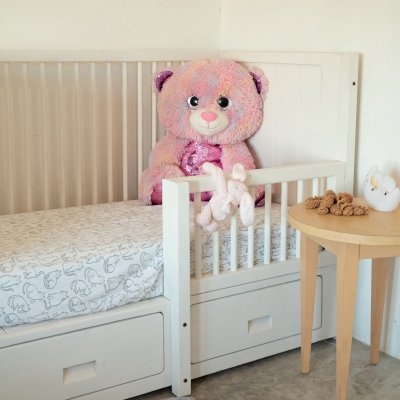 Custom Skyrah Infinity Crib (Options: Mosaic-Douglas, with Bottom Drawers, White Primer).