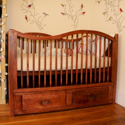 The Skyrah Infinity Crib (Options: California Redwood, with Bottom Drawers, Transparent Premium Sealant).