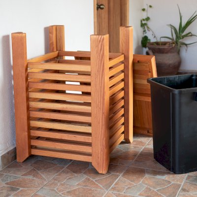 The Trellised Trash Receptacle (Options: Douglas-fir, Transparent Premium Sealant). Black bin not included. 